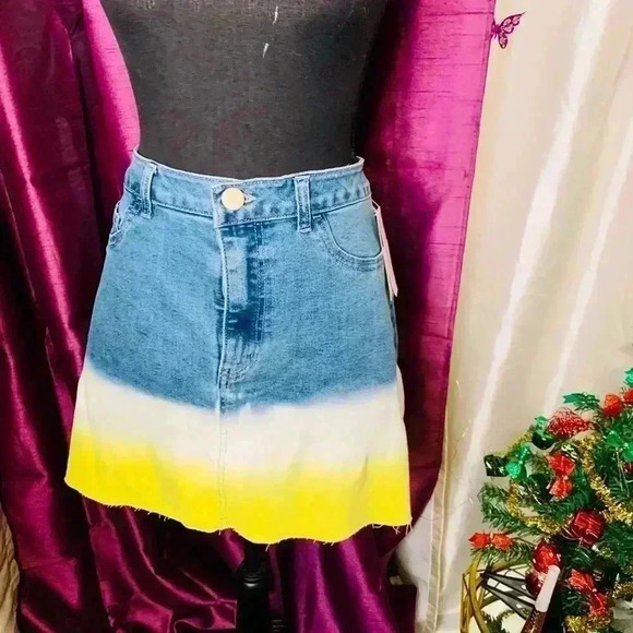 💜 3/25 NWT Wild Fable Dyed  Yellow & White Blue Jean Skirt. size 12 - Picture 2 of 4